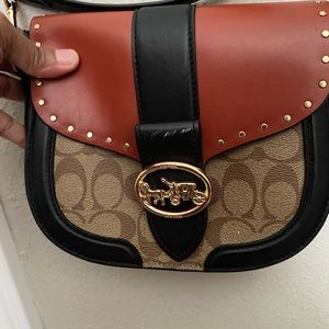 Coach bag with matching coach wallet 6 months owned